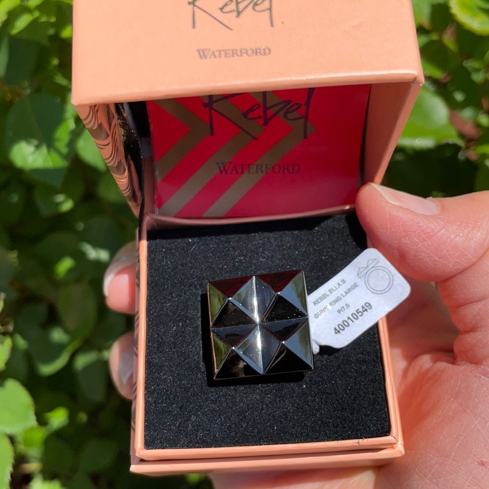 NWT WATERFORD ELLA RING GUNMETAL SIZE 7.5 Large
